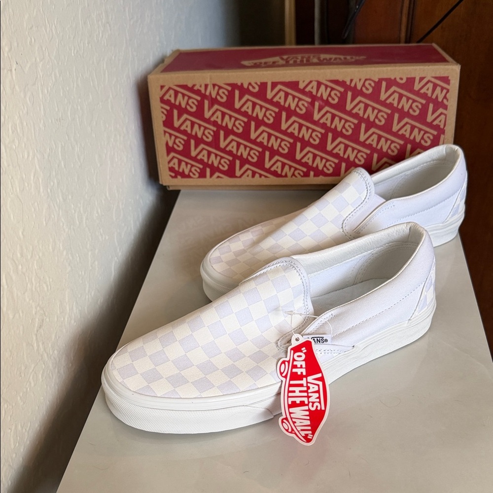 Vans Classic Slip-On True White Checkered size 10. New/ Never worn.